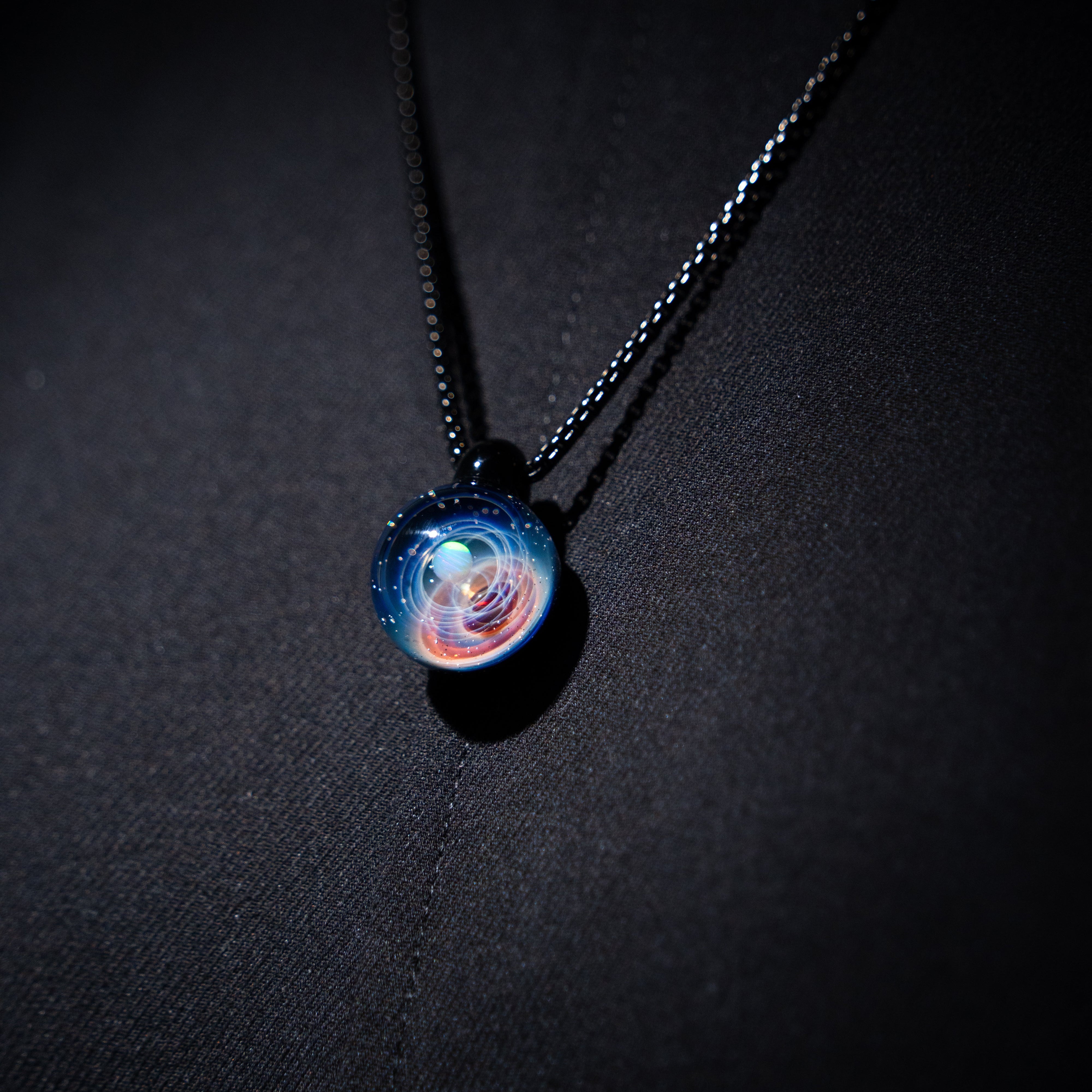 Cosmos·White Opal